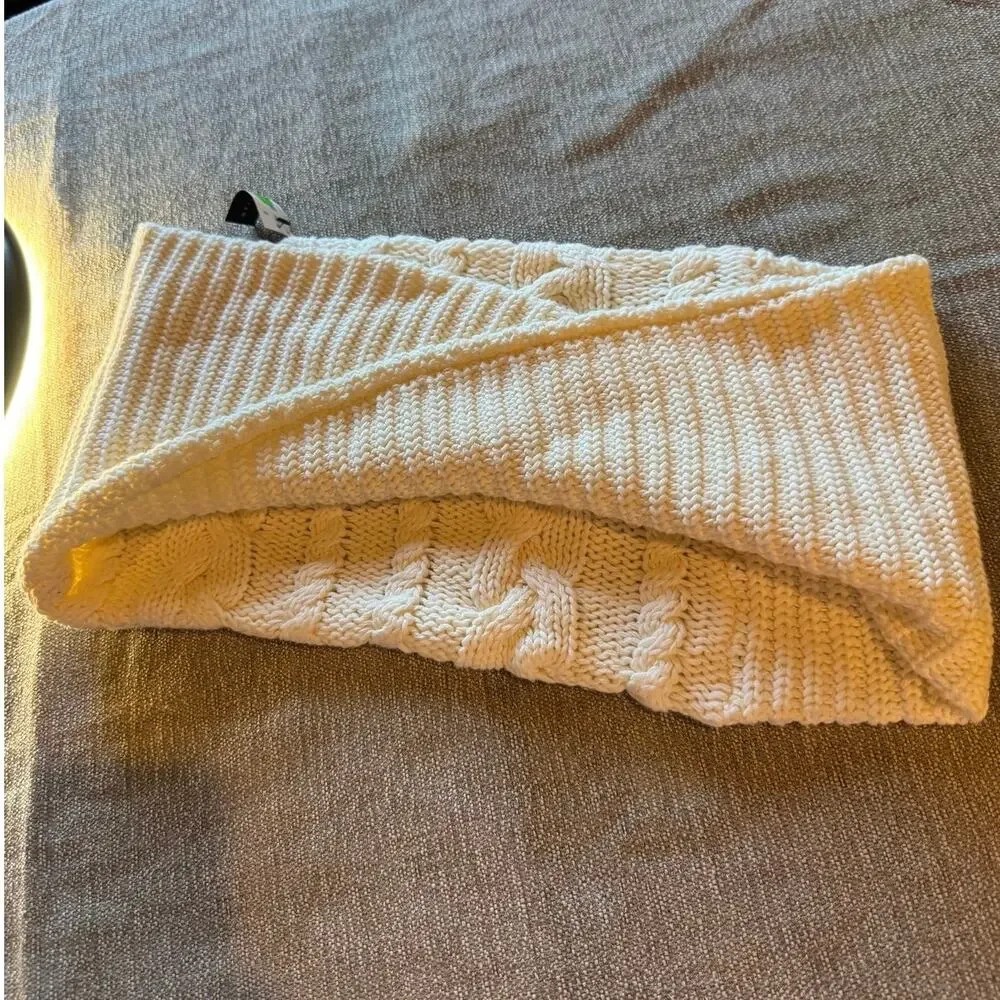 The Limited Cream Cable Knit Neck Scarf  Ear Warmer Cotton Acrylic NWT